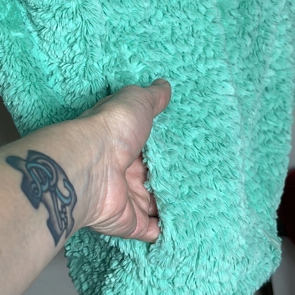 The North Face Women's Mint Green Osito Full Zip Soft Fleece Jacket Size Small - Picture 4 of 15